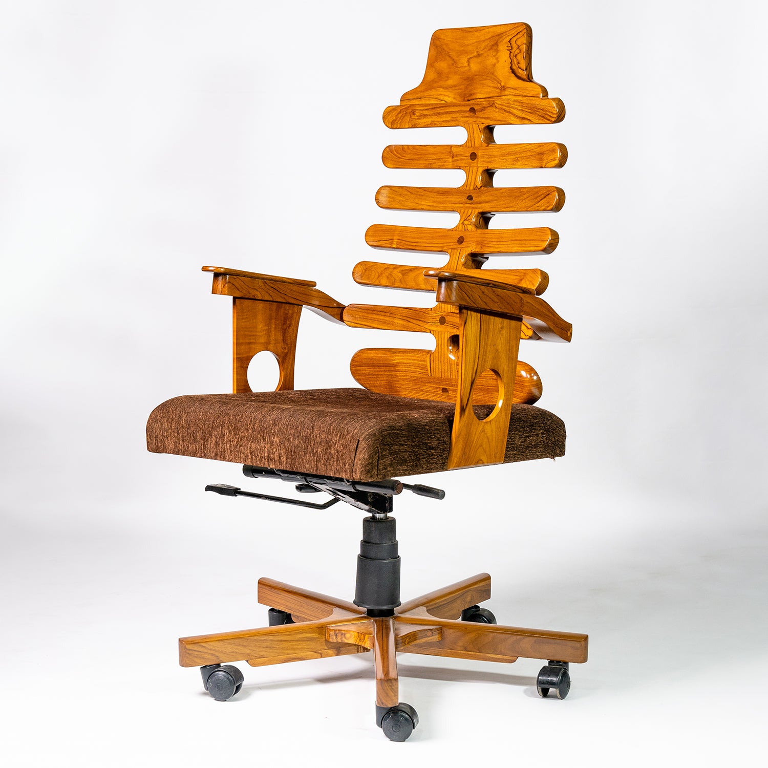Back bone executive boss chair