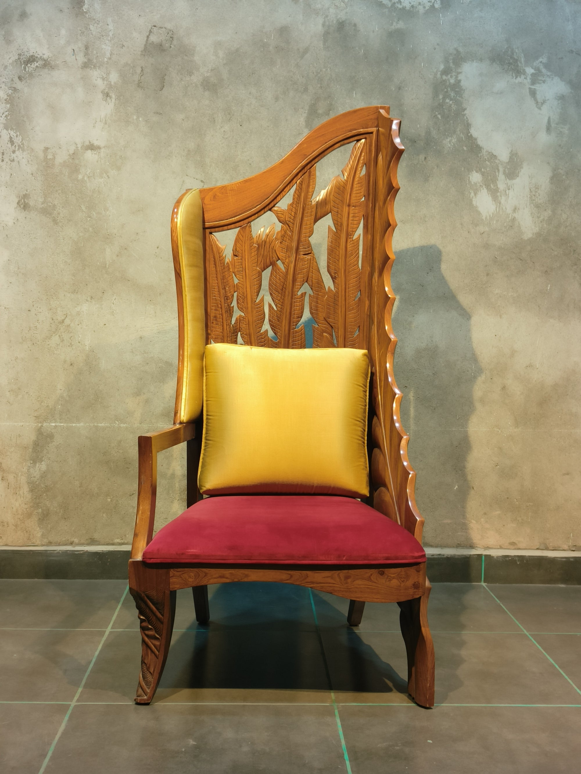 BANANA LEAF CHAIR