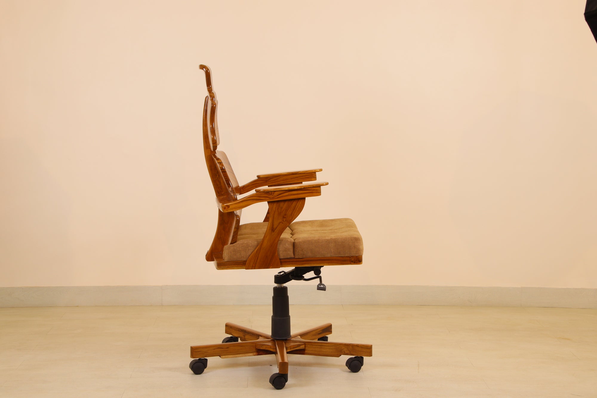 Back bone executive boss chair 2