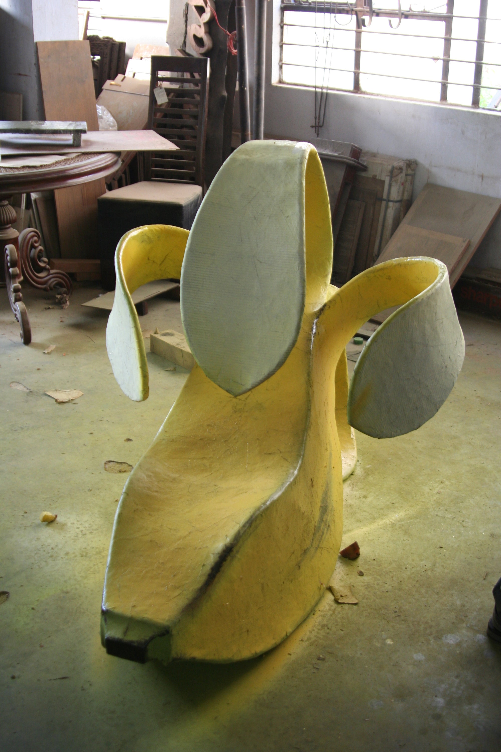 BANANA CHAIR